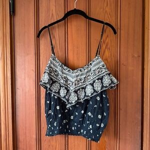 American Eagle Outfitters Black and White Patterned Tank Top Size Medium